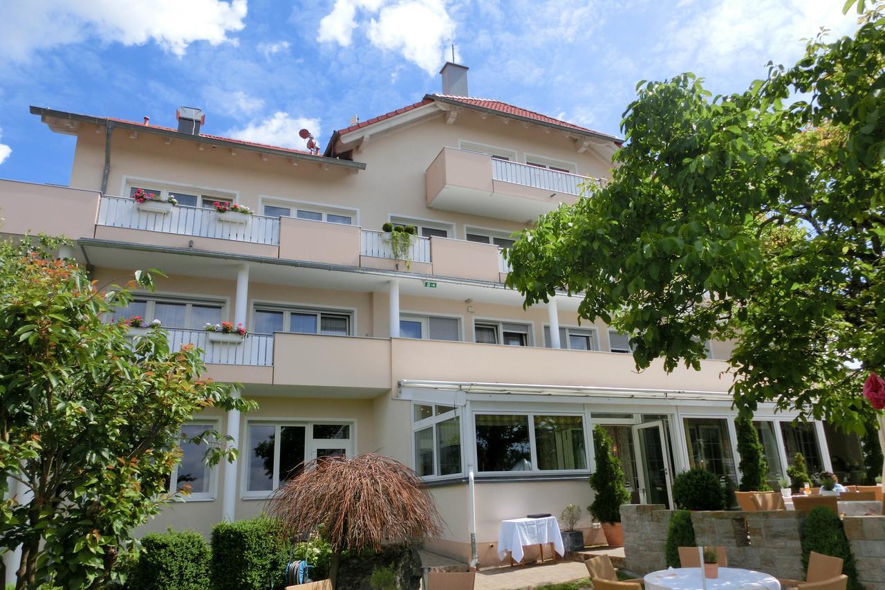 Hotel-Restaurant Distlerhof Leinburg Exterior foto